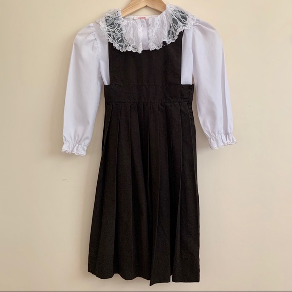 Children’s Uniform - Costume - Size 7 - Picture 1 of 7